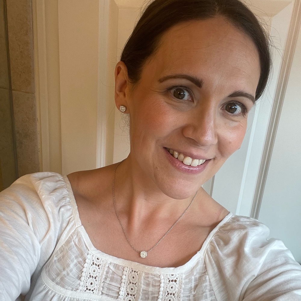 Meet your Posher, Maria